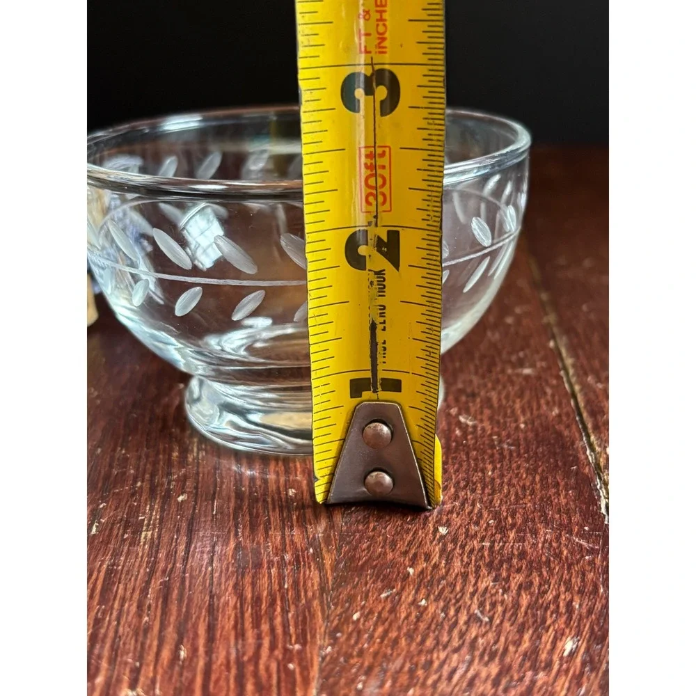 Boutique vintage etched